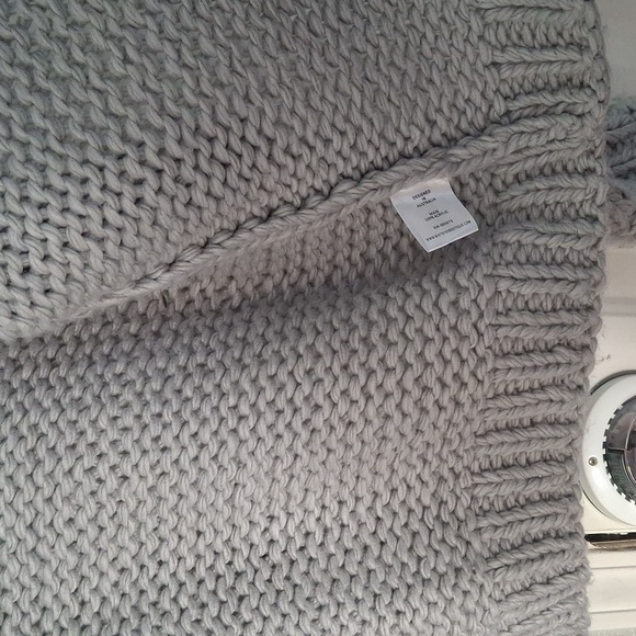 White Fox Boutique Chunky A Little Too Much Knit Cardigan/Grey/ Oversize Sm - Picture 11 of 14